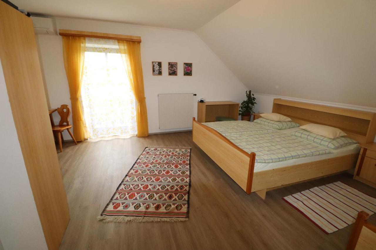 Gaestehaus Ulbl Kitzeck im Sausal Εξωτερικό φωτογραφία